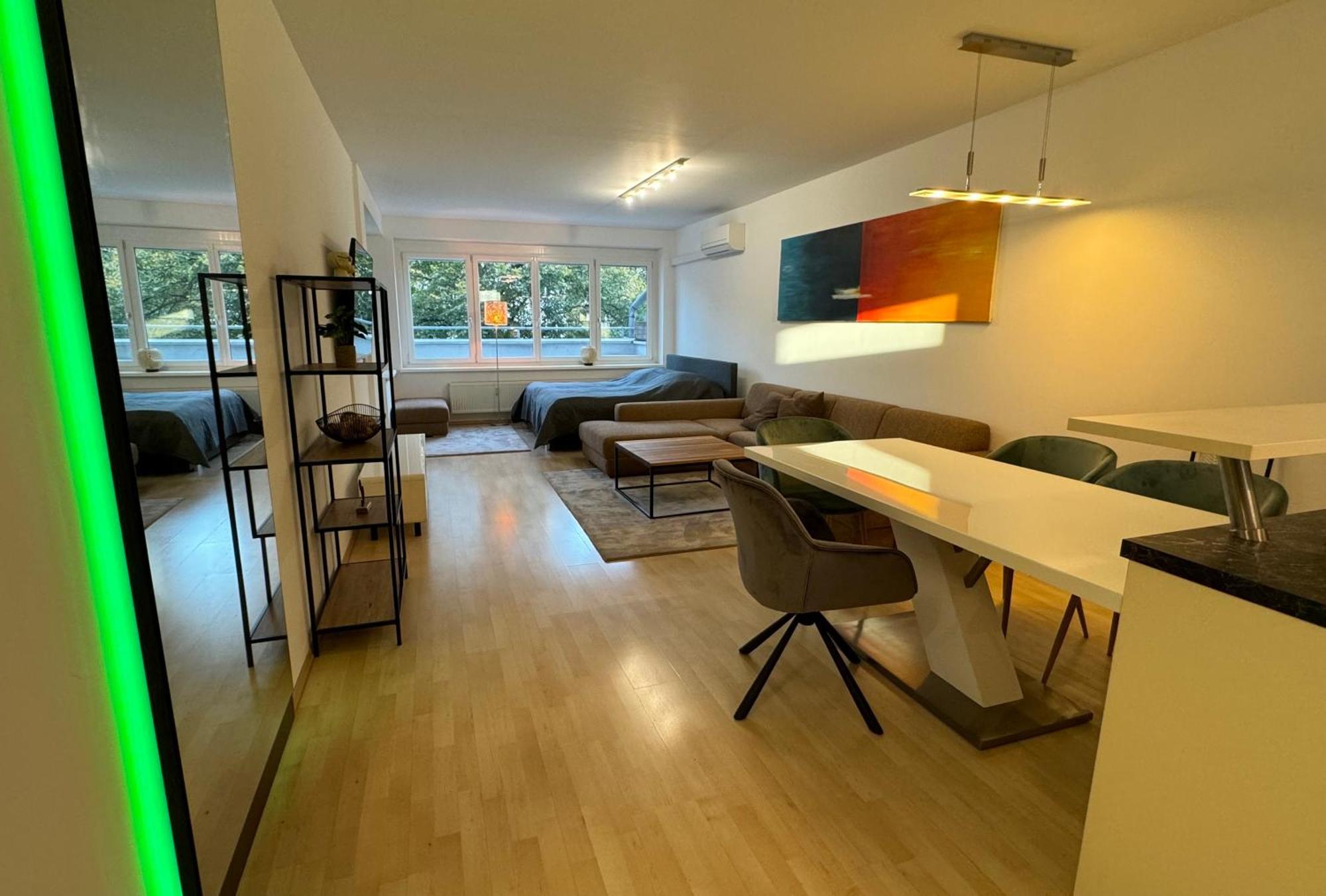 City Apartement Linz Fuer 5 Gaeste Mit Self-Checkin Und Kueche Екстериор снимка