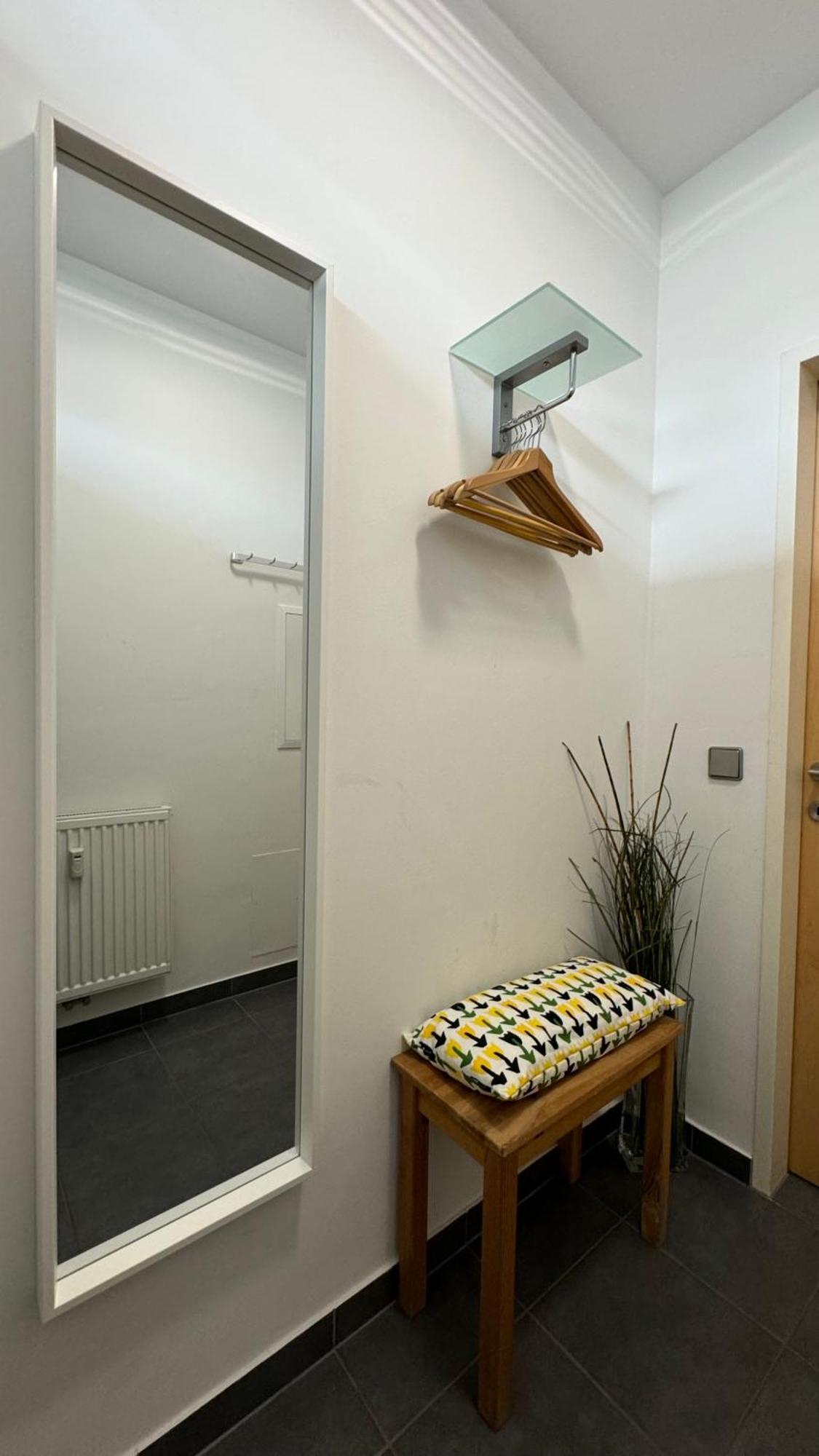 City Apartement Linz Fuer 5 Gaeste Mit Self-Checkin Und Kueche Екстериор снимка