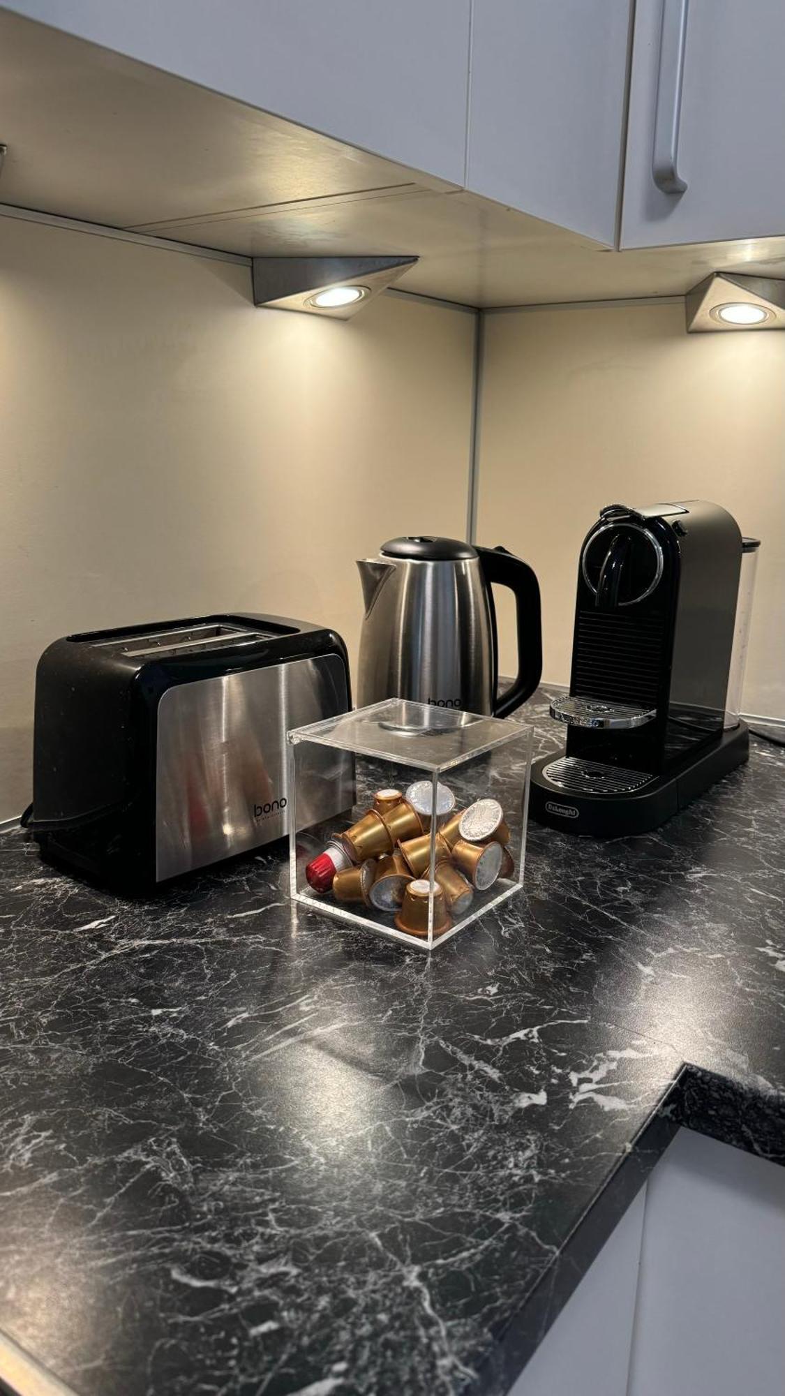 City Apartement Linz Fuer 5 Gaeste Mit Self-Checkin Und Kueche Екстериор снимка